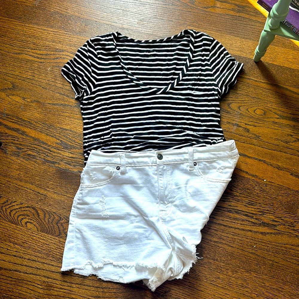 Caslon black and white striped pocket t-shirt